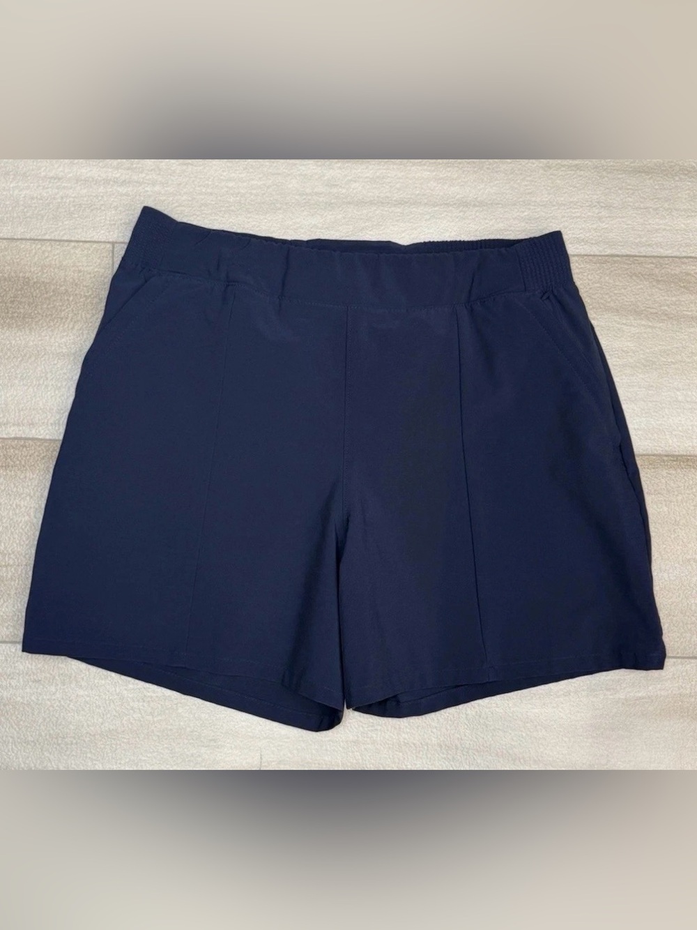 Columbia PFG Womens Sz M Shorts Inseam 5"
Blue Stretch Outdoor Hiking Fishing